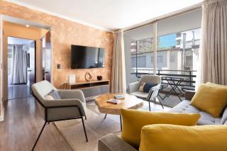 Acogedor departamento en Barrio el Golf con Aire acondicionadoCercano a Costanera Center y MUT - 3