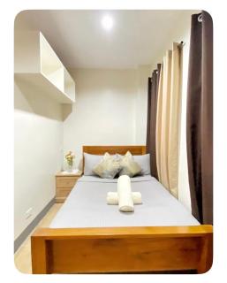 Lilahs Loft and Accommodation - 3