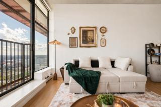 Skyhome in Gastown Amazing Ocean&Mountain Views - 3