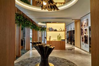 The BoTree London, Curio Collection by Hilton - 8