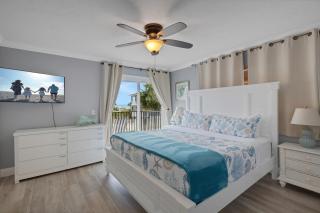 Oceanview - Heated Pool - Game Room - Steps to Beach - Sleeps 8 - 8