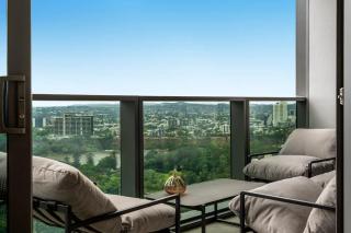 QW Residences - Premium River & City View Apartment - 5