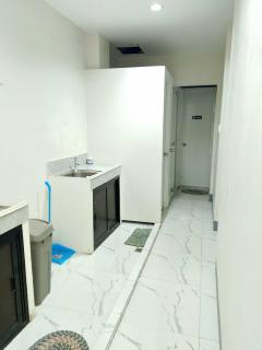 Lilahs Loft and Accommodation - 1