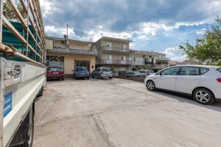 Apartments with parking space Makarska - 12336 - 3