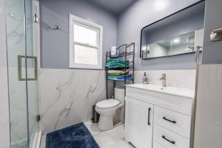 Private Santa Monica Guest House — 2BR - 4