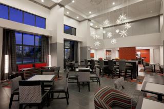 Hampton Inn and Suites Roanoke Airport/Valley View Mall - 3