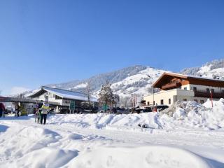 Next To The Skilift A 5 - 5