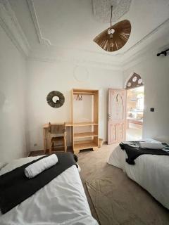 Ocean Breeze Guest House - 9