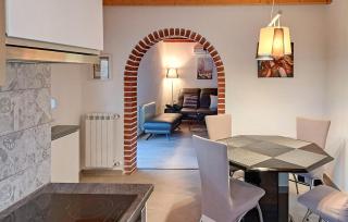 Gorgeous Home In Nova Vas - 8