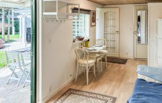 Pet Friendly Apartment In Humlebæk With Wifi - 8