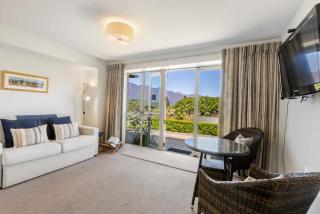 Schist and Cedar Suite - Queenstown Hill Views - 4