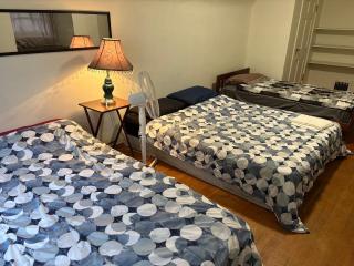 Airport 10 min Stay - Large Bungalow Room & Free Parking - 7