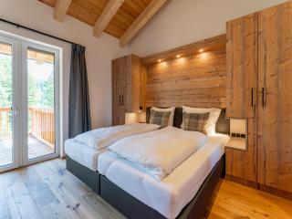 Alpinchique 3 Mountain Chalet - 1