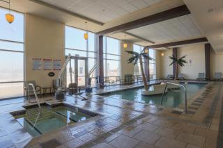 DoubleTree by Hilton Bay City - Riverfront - 2