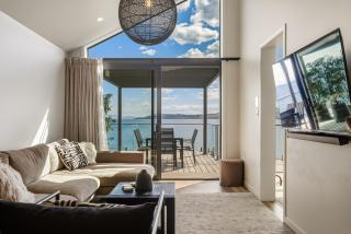 Roam Taupo Lakefront Combined Units 3&4 - 9
