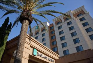 Embassy Suites by Hilton Sacramento Riverfront Promenade - 6