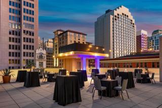 Embassy Suites San Antonio Riverwalk-Downtown - 9