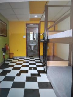Yen homestay 1983 - 7