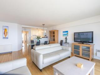 Mistral - 0901 - 6