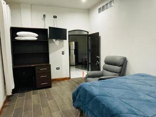 Borde del lago - 2