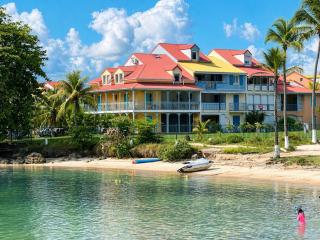 Sur la plage ! Vue mer et montagnes, Piscine, 5 chambres - Le Gosier - 9