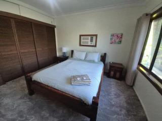 Yarrawonga Holiday House with Open Fireplace - 1