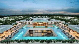 Modern 2BR Condo with Rooftop Pool Near 5th Ave - 0
