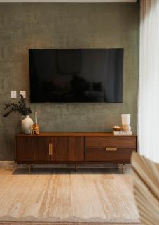 Modern 2BR Condo with Rooftop Pool Near 5th Ave - 8