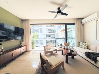 Relax in Style in a Luxury 2BR with Rooftop Pool - 5