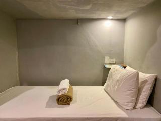 Lexias Hostel and Workspace - Siargao - 9