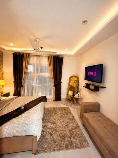 Alaya Executive Suites I 1BR I Gulberg - 3