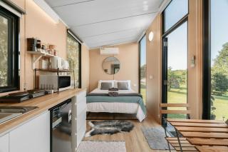Hinterland Hideout by Tiny Away - 7