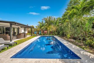 The Oasis Heaven Miami Private Pool Sleeps 14 - 8