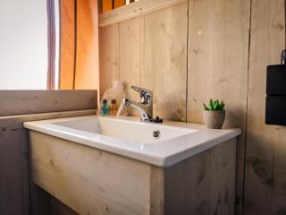 Glamping Lodge - 6