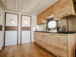 Tiny Houseboat De Woudaap - I - Uitgeest - 1