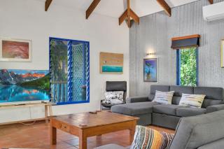 The Zoo House - 3
