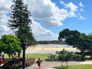 Surfside One Unit 4 - 7