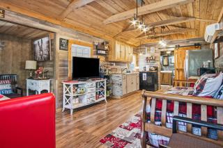 RRR Cabin on the Medina - 2