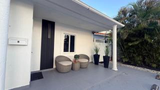 Beautiful House 7 min from Miami Airport w FREE parking - 7
