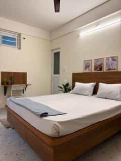 The Cozy Hive - Koramangala - 1