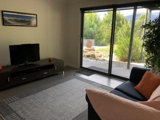 Kings View- Breathtaking mountain views - 4