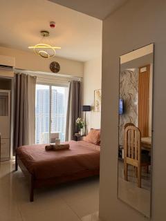 Inspiria Condo 1 - 1