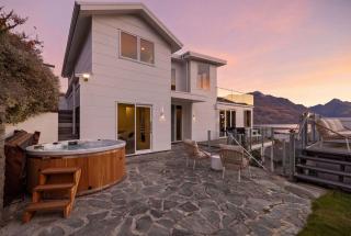 Queenstown Hill House - House Only - 9