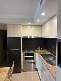 Cozy 2BR Apartment in Brisbane - 1