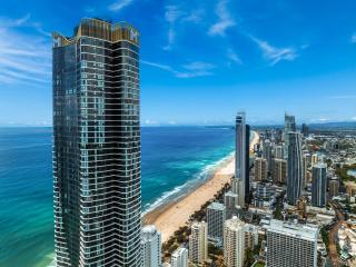 Ocean Surfers Paradise - Beachfront 2 & 3 Bedroom Residences by Gold Coast Holidays - 0