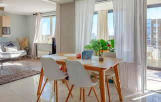 Pet Friendly Apartment In Helsingborg With House A Panoramic View - 4