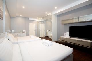 Townhouse 37 in Pratunam Bangkok Soi Ratchaprarop 10 - 0