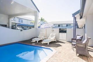 Aquarius Motor Inn - 2