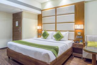 Super Inn Armoise Hotel - Ahmedabad - 5