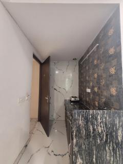 Ryoko Home Medanta - Studios with Kitchen - 3
